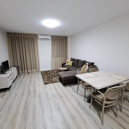 Ninas Apartments Mostar Habitación foto
